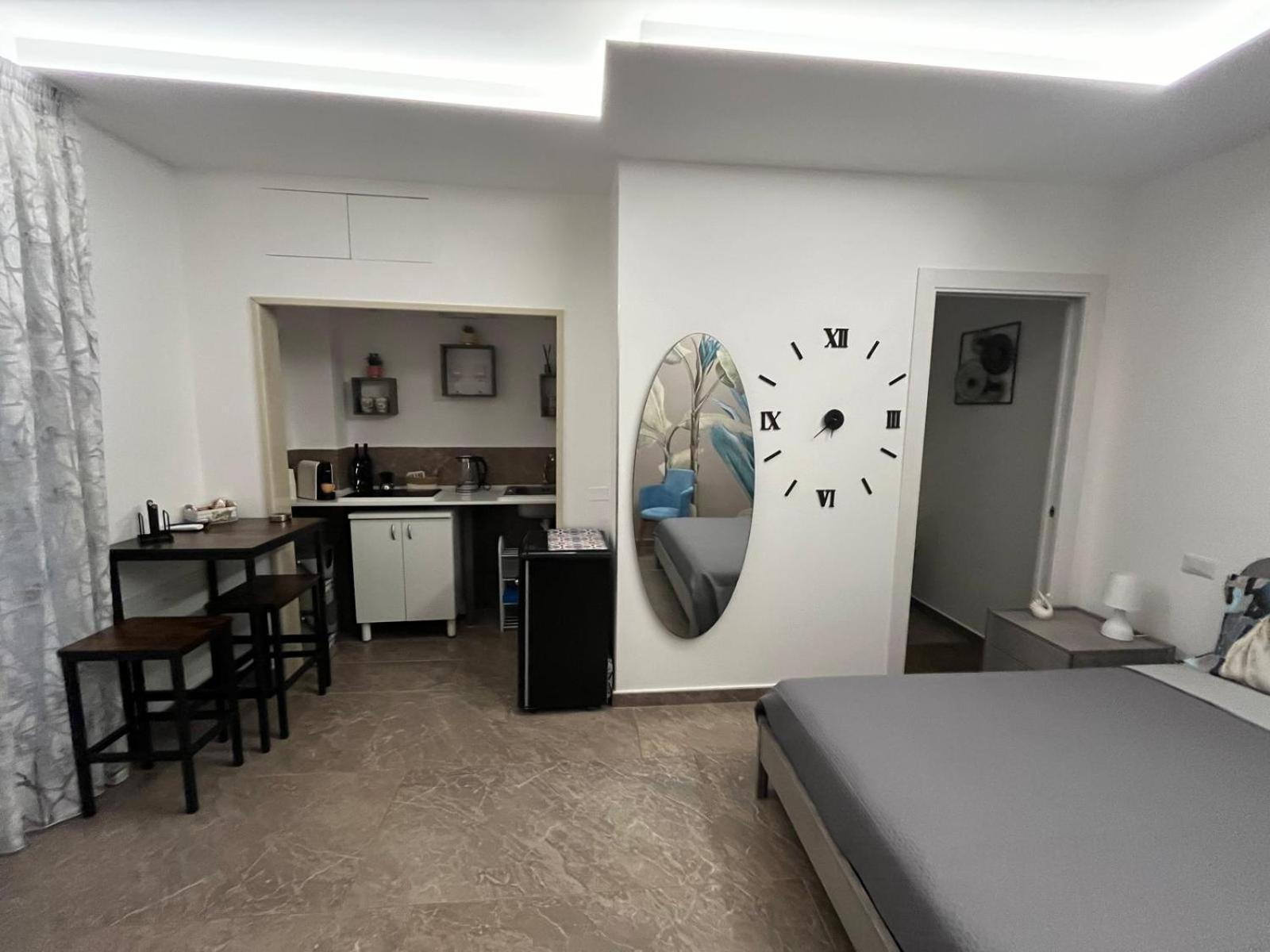 Bed and Breakfast Relax For A Day Barletta Exterior foto